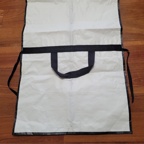 Alice + Olivia Garment Bag Stacey Bendet  46 x 23 in  Black White - Picture 4 of 12
